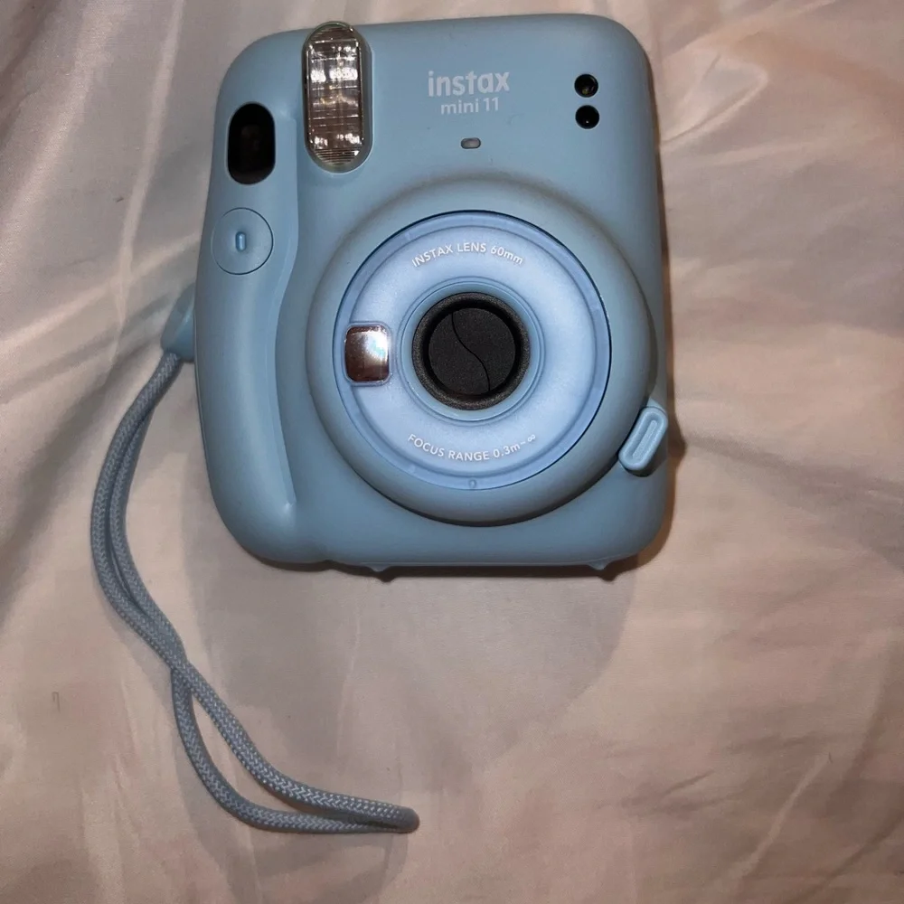 FUJIFILM CAMERA- SKYBUE